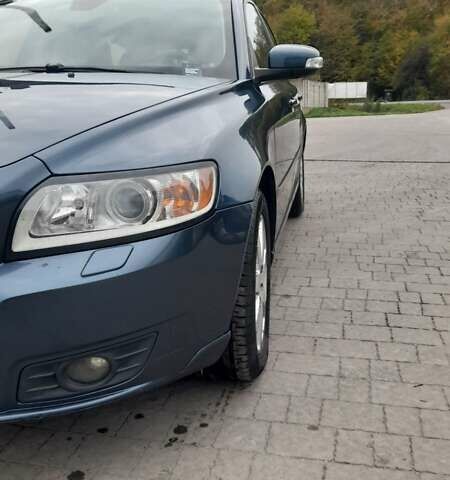 Синий Вольво В50, объемом двигателя 2 л и пробегом 240 тыс. км за 7800 $, фото 7 на Automoto.ua