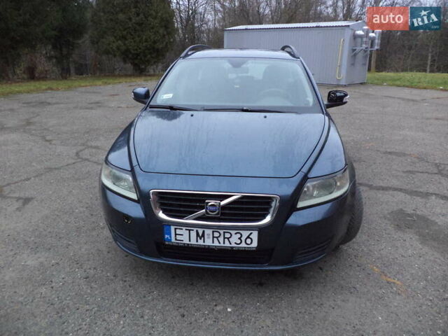 Синий Вольво В50, объемом двигателя 0 л и пробегом 265 тыс. км за 2500 $, фото 3 на Automoto.ua