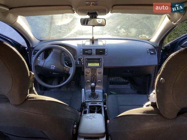 Вольво В50 2008 в Горохов на Automoto.ua Синий Вольво В50, объемом двигателя 1.56 л и пробегом 270 тыс. км за 5800 $, фото 4 на Automoto.ua