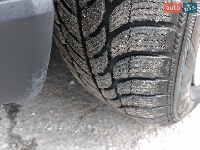 Синий Вольво В50, объемом двигателя 1.6 л и пробегом 235 тыс. км за 6700 $, фото 25 на Automoto.ua