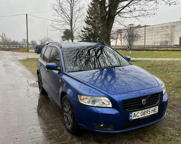 Синий Вольво В50, объемом двигателя 2 л и пробегом 272 тыс. км за 7500 $, фото 5 на Automoto.ua