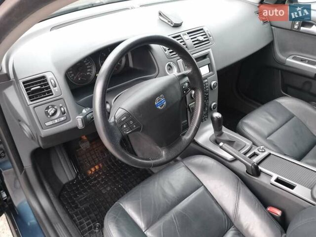 Синий Вольво В50, объемом двигателя 1.6 л и пробегом 235 тыс. км за 6700 $, фото 29 на Automoto.ua