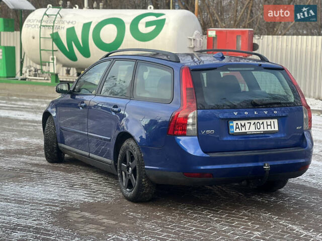 Синій Вольво V50, об'ємом двигуна 1.8 л та пробігом 348 тис. км за 5300 $, фото 5 на Automoto.ua