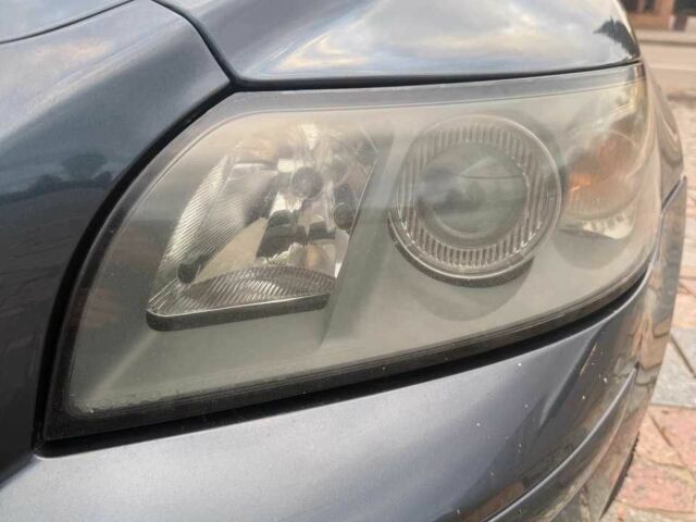 Синій Вольво V50, об'ємом двигуна 2 л та пробігом 360 тис. км за 2800 $, фото 10 на Automoto.ua