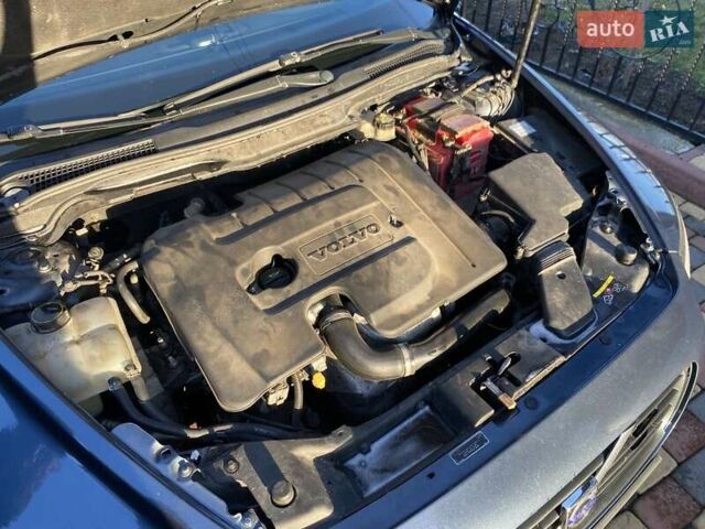 Вольво В50 2008 в Горохов на Automoto.ua Синий Вольво В50, объемом двигателя 1.56 л и пробегом 270 тыс. км за 5800 $, фото 5 на Automoto.ua