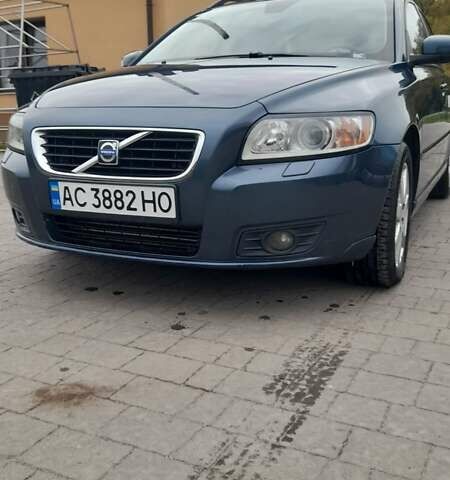 Синий Вольво В50, объемом двигателя 2 л и пробегом 240 тыс. км за 7800 $, фото 4 на Automoto.ua