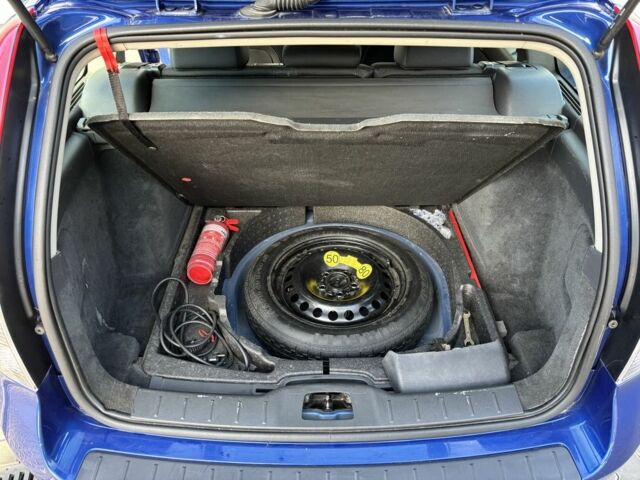 Синий Вольво В50, объемом двигателя 1.8 л и пробегом 348 тыс. км за 4600 $, фото 16 на Automoto.ua