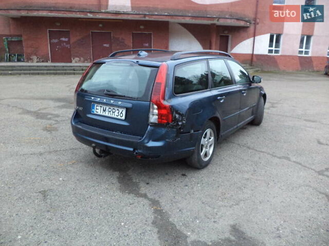 Синий Вольво В50, объемом двигателя 0 л и пробегом 265 тыс. км за 2500 $, фото 6 на Automoto.ua