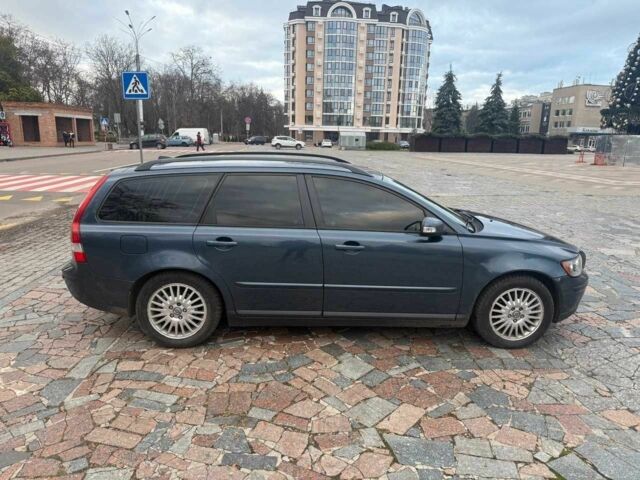 Синій Вольво V50, об'ємом двигуна 2 л та пробігом 360 тис. км за 2800 $, фото 2 на Automoto.ua