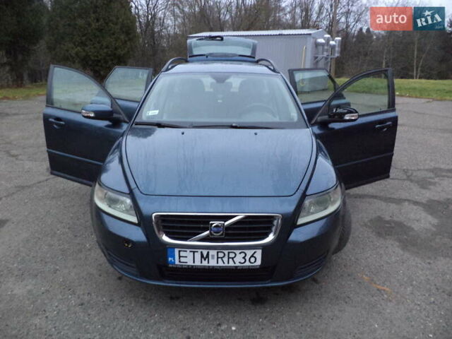 Синий Вольво В50, объемом двигателя 0 л и пробегом 265 тыс. км за 2500 $, фото 10 на Automoto.ua