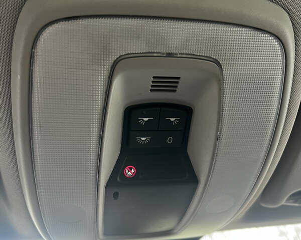 Синій Вольво V50, об'ємом двигуна 1.8 л та пробігом 348 тис. км за 5300 $, фото 14 на Automoto.ua