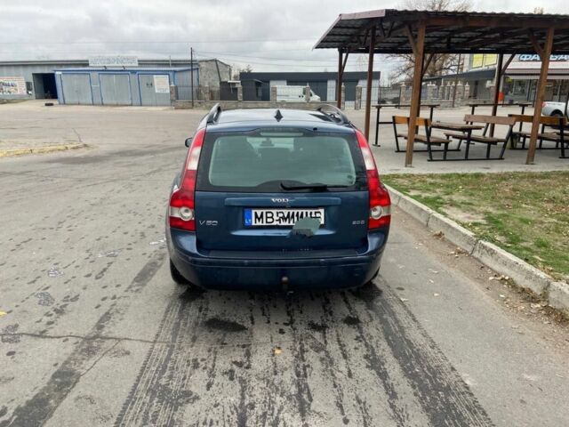 Синий Вольво В50, объемом двигателя 2 л и пробегом 354 тыс. км за 2900 $, фото 6 на Automoto.ua