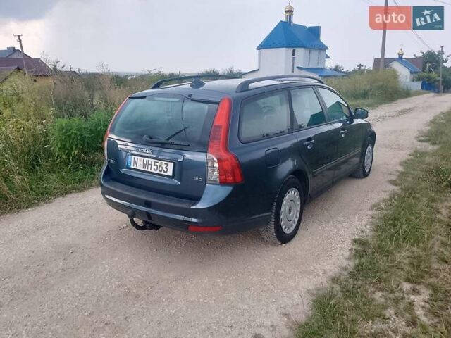Синий Вольво В50, объемом двигателя 1.6 л и пробегом 235 тыс. км за 6800 $, фото 8 на Automoto.ua