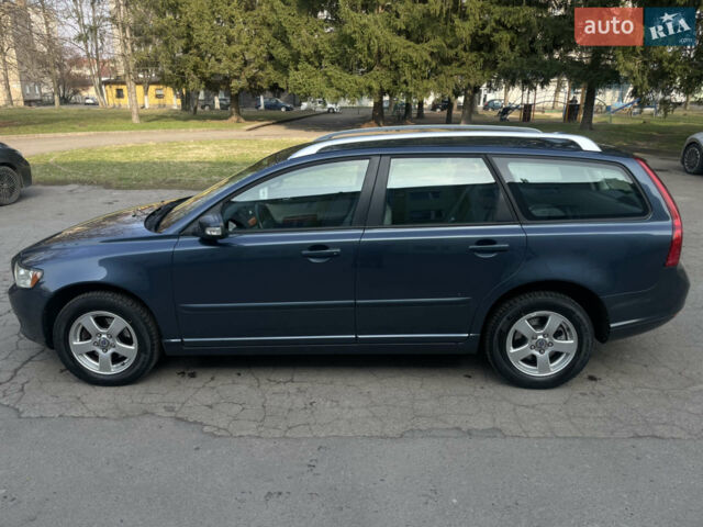 Синий Вольво В50, объемом двигателя 1.6 л и пробегом 110 тыс. км за 7999 $, фото 34 на Automoto.ua