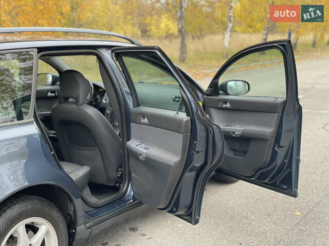 Синий Вольво В50, объемом двигателя 1.6 л и пробегом 227 тыс. км за 6900 $, фото 10 на Automoto.ua