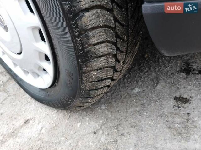 Синий Вольво В50, объемом двигателя 1.6 л и пробегом 235 тыс. км за 6700 $, фото 27 на Automoto.ua