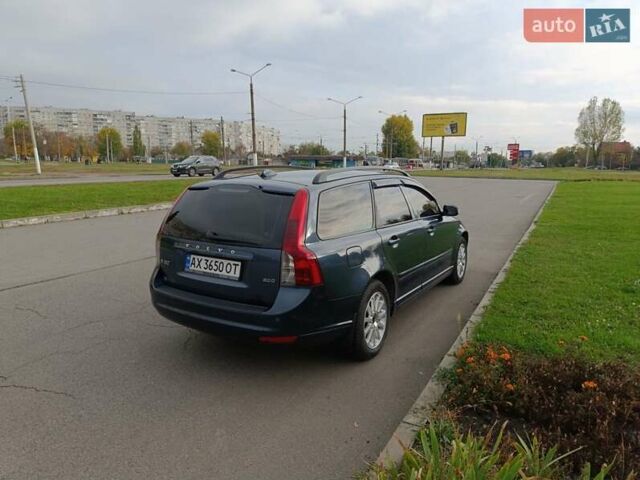 Синий Вольво В50, объемом двигателя 2 л и пробегом 234 тыс. км за 8300 $, фото 3 на Automoto.ua