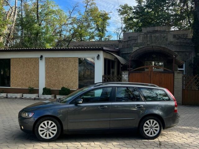 Синій Вольво V50, об'ємом двигуна 2 л та пробігом 290 тис. км за 2910 $, фото 1 на Automoto.ua