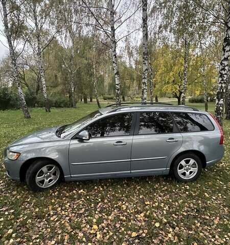 Синий Вольво В50, объемом двигателя 1.56 л и пробегом 200 тыс. км за 7022 $, фото 19 на Automoto.ua