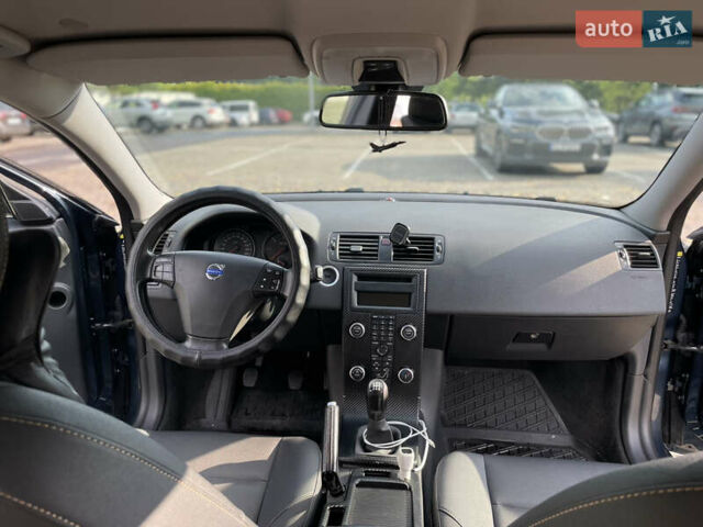Вольво В50 2009 в Луцке на Automoto.ua Синий Вольво В50, объемом двигателя 1.6 л и пробегом 233 тыс. км за 6800 $, фото 17 на Automoto.ua