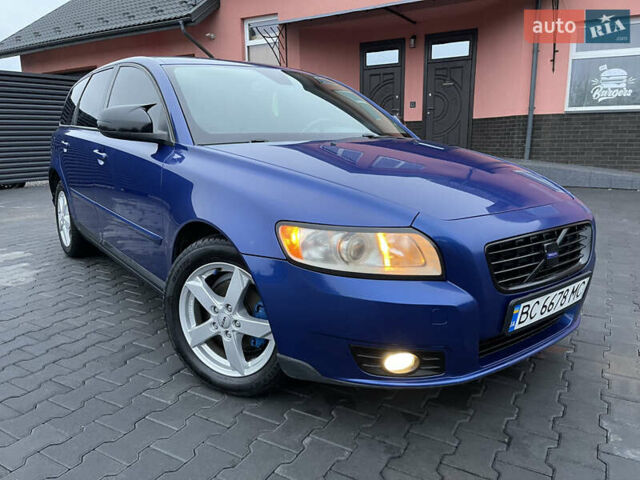 Синій Вольво V50, об'ємом двигуна 1.56 л та пробігом 292 тис. км за 6700 $, фото 3 на Automoto.ua