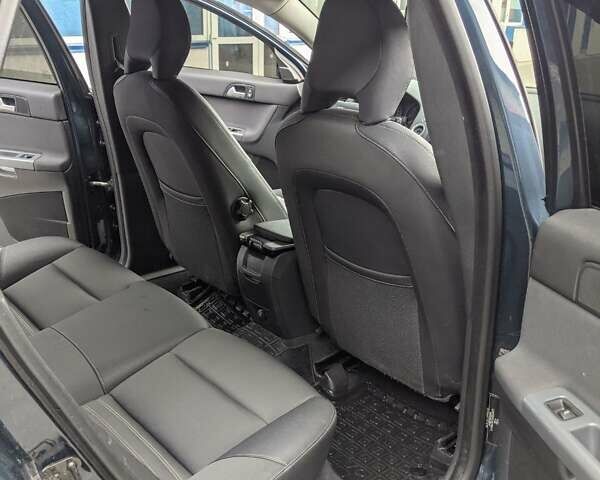 Синий Вольво В50, объемом двигателя 1.56 л и пробегом 267 тыс. км за 6900 $, фото 13 на Automoto.ua