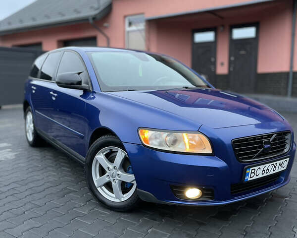 Синій Вольво V50, об'ємом двигуна 1.56 л та пробігом 292 тис. км за 6700 $, фото 1 на Automoto.ua