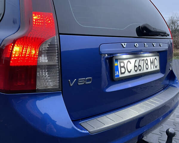 Синій Вольво V50, об'ємом двигуна 1.56 л та пробігом 292 тис. км за 6700 $, фото 17 на Automoto.ua