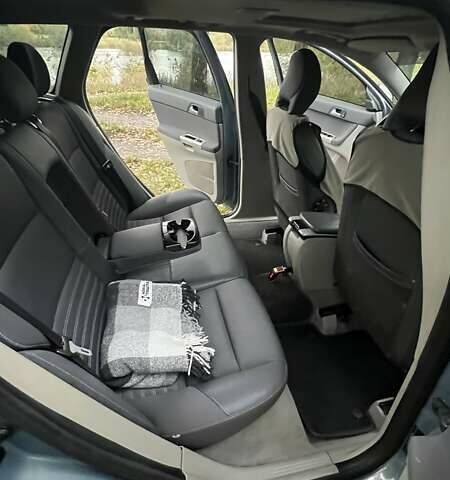 Синий Вольво В50, объемом двигателя 1.56 л и пробегом 200 тыс. км за 7022 $, фото 6 на Automoto.ua