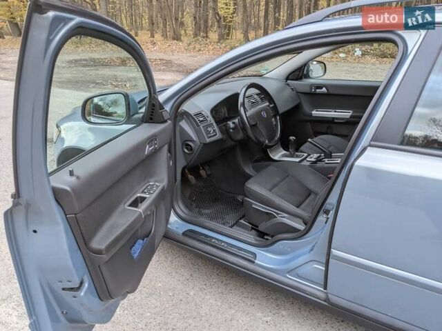 Синий Вольво В50, объемом двигателя 1.6 л и пробегом 301 тыс. км за 6300 $, фото 11 на Automoto.ua