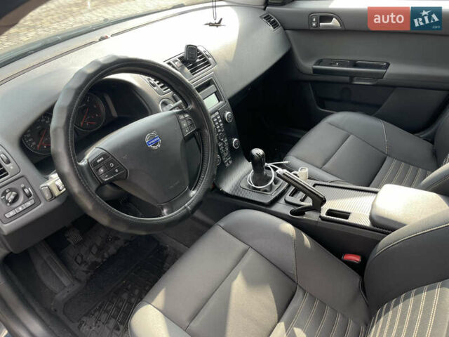 Вольво В50 2009 в Луцке на Automoto.ua Синий Вольво В50, объемом двигателя 1.6 л и пробегом 233 тыс. км за 6800 $, фото 10 на Automoto.ua