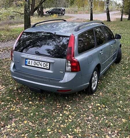 Синий Вольво В50, объемом двигателя 1.56 л и пробегом 200 тыс. км за 7022 $, фото 13 на Automoto.ua