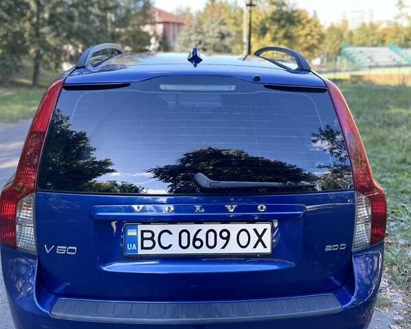 Синий Вольво В50, объемом двигателя 2 л и пробегом 230 тыс. км за 7200 $, фото 4 на Automoto.ua