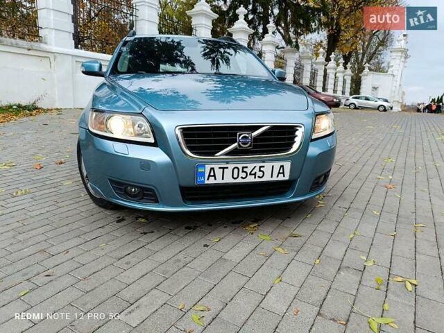 Синий Вольво В50, объемом двигателя 1.56 л и пробегом 260 тыс. км за 5500 $, фото 8 на Automoto.ua