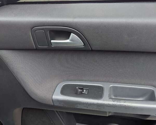 Синий Вольво В50, объемом двигателя 1.56 л и пробегом 267 тыс. км за 6900 $, фото 11 на Automoto.ua