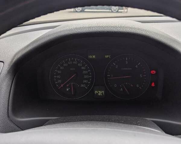 Синий Вольво В50, объемом двигателя 1.56 л и пробегом 267 тыс. км за 6900 $, фото 4 на Automoto.ua