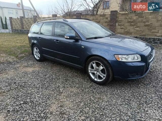 Синій Вольво V50, об'ємом двигуна 1.56 л та пробігом 230 тис. км за 5600 $, фото 1 на Automoto.ua