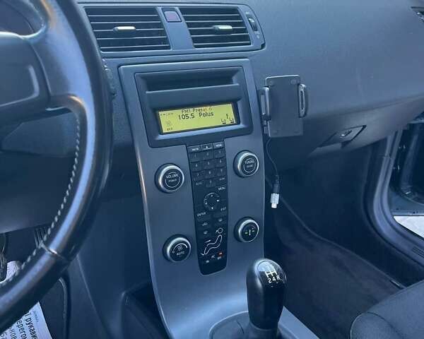Синій Вольво V50, об'ємом двигуна 1.6 л та пробігом 228 тис. км за 6800 $, фото 23 на Automoto.ua