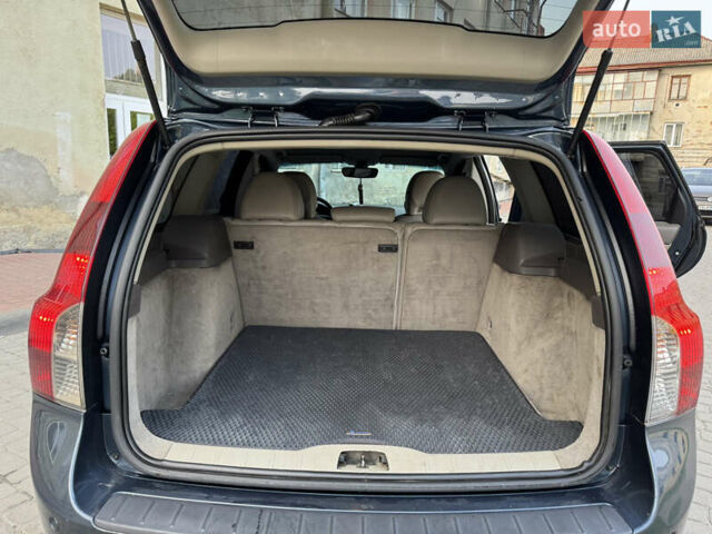 Синий Вольво В50, объемом двигателя 1.6 л и пробегом 260 тыс. км за 8300 $, фото 7 на Automoto.ua