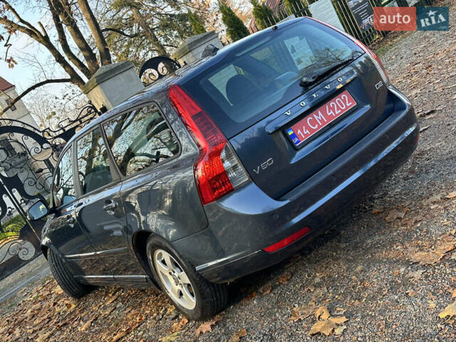 Синий Вольво В50, объемом двигателя 1.6 л и пробегом 234 тыс. км за 8300 $, фото 21 на Automoto.ua