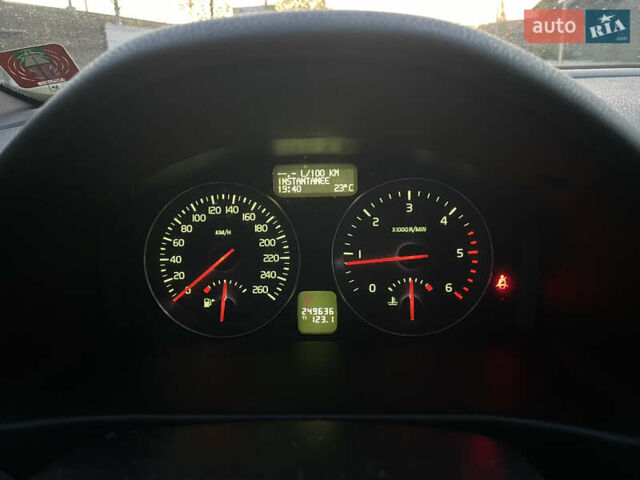 Синій Вольво V50, об'ємом двигуна 1.56 л та пробігом 249 тис. км за 7300 $, фото 12 на Automoto.ua