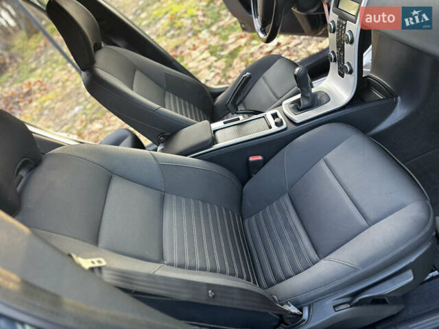 Синий Вольво В50, объемом двигателя 1.6 л и пробегом 234 тыс. км за 8300 $, фото 37 на Automoto.ua