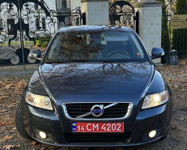 Синий Вольво В50, объемом двигателя 1.6 л и пробегом 234 тыс. км за 8300 $, фото 19 на Automoto.ua