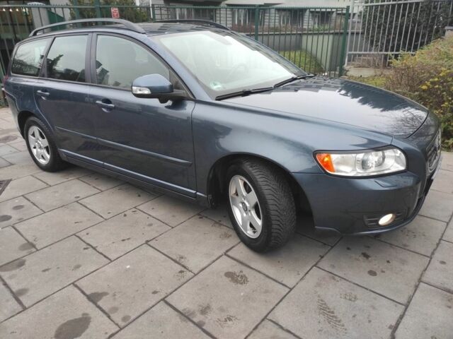 Синій Вольво V50, об'ємом двигуна 0 л та пробігом 226 тис. км за 7700 $, фото 1 на Automoto.ua