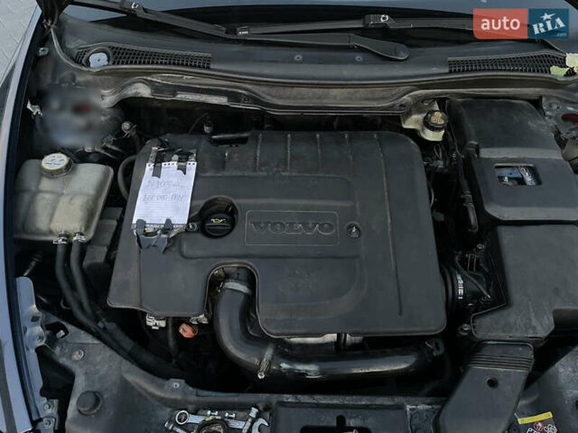 Синій Вольво V50, об'ємом двигуна 1.56 л та пробігом 249 тис. км за 7300 $, фото 11 на Automoto.ua