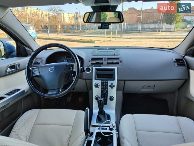 Синий Вольво В50, объемом двигателя 1.6 л и пробегом 267 тыс. км за 7199 $, фото 47 на Automoto.ua