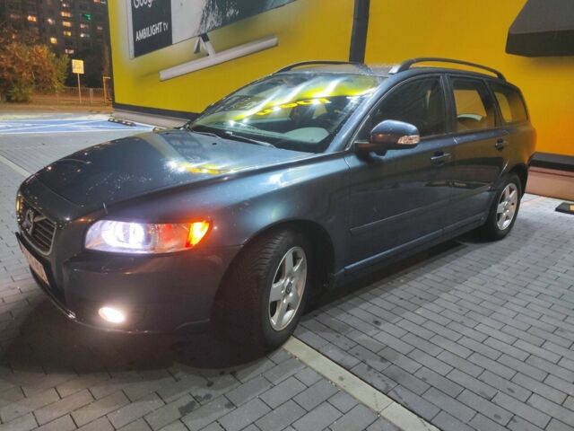 Синій Вольво V50, об'ємом двигуна 0 л та пробігом 226 тис. км за 7700 $, фото 5 на Automoto.ua