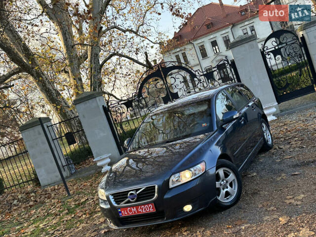 Синий Вольво В50, объемом двигателя 1.6 л и пробегом 234 тыс. км за 8300 $, фото 16 на Automoto.ua