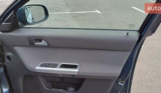 Синій Вольво V50, об'ємом двигуна 1.56 л та пробігом 225 тис. км за 8100 $, фото 15 на Automoto.ua
