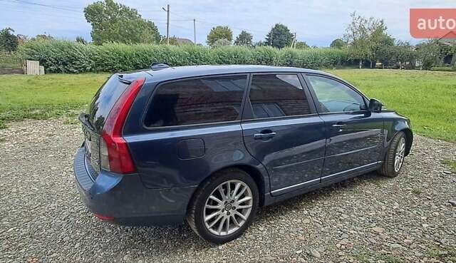 Синий Вольво В50, объемом двигателя 1.56 л и пробегом 270 тыс. км за 8300 $, фото 5 на Automoto.ua